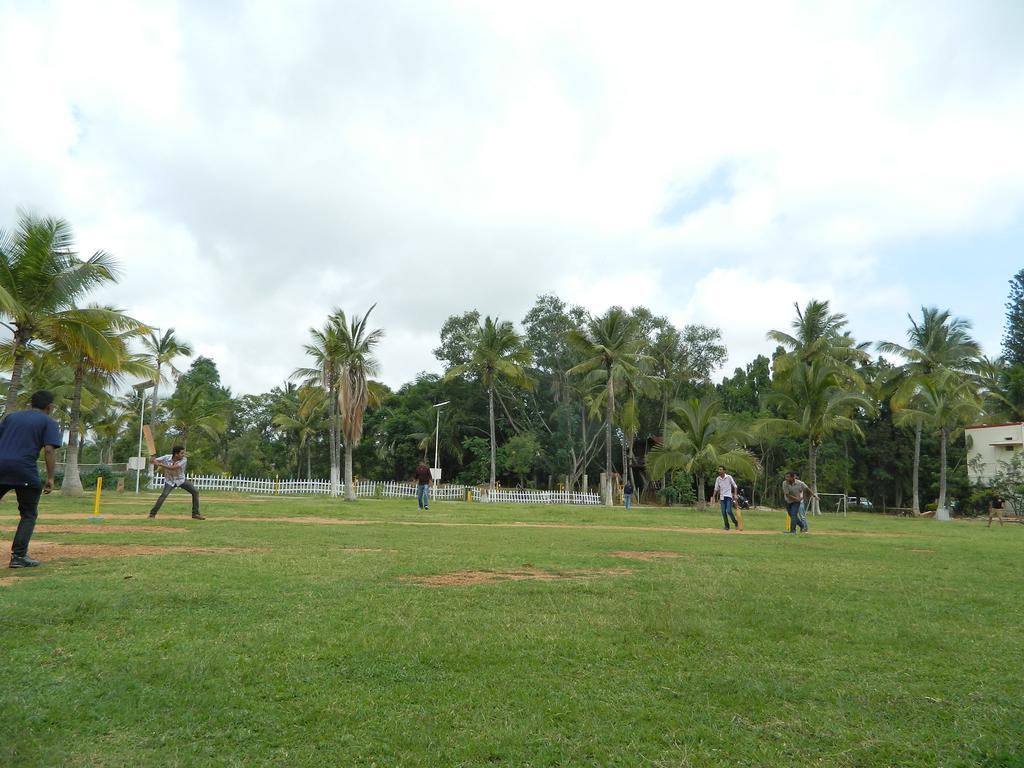 Fantasy Golf Resort Devanahalli Exterior foto